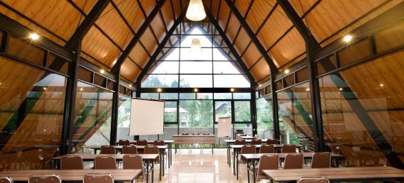 古奇塔加尔的古拉拉阿扎纳酒店及度假村(Gulala Azana Hotel & Resort Guci Tegal)图片