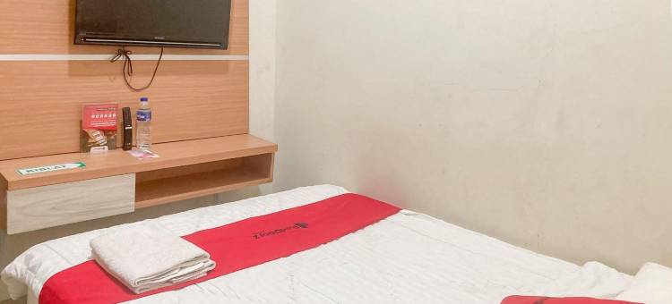 红多兹伊斯兰酒店-塔西马来亚波米宾馆(RedDoorz Syariah @ Boemi Guesthouse Tasikmalaya)图片