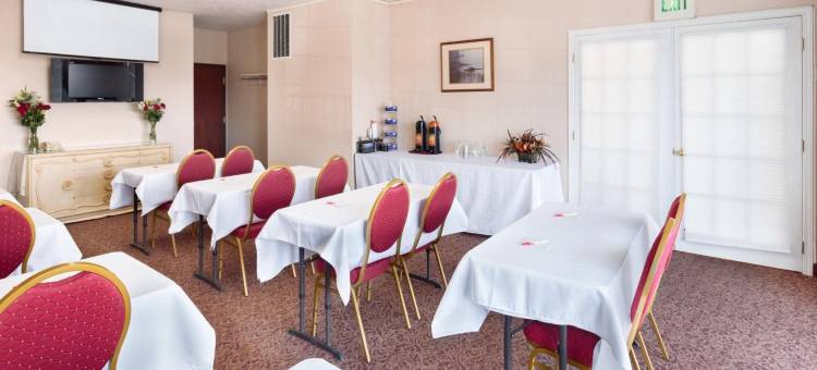 摩塞斯莱克温德姆华美达酒店(Ramada by Wyndham Moses Lake)图片