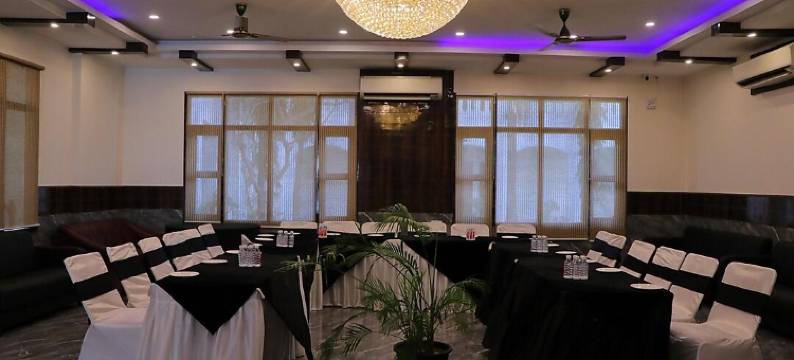 珀勒德布尔克拉克斯快捷酒店(Hotel Clarks Inn Express Bharatpur)图片