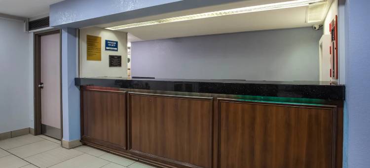 韦恩堡速 8 酒店(Travelodge by Wyndham Fort Wayne North)图片