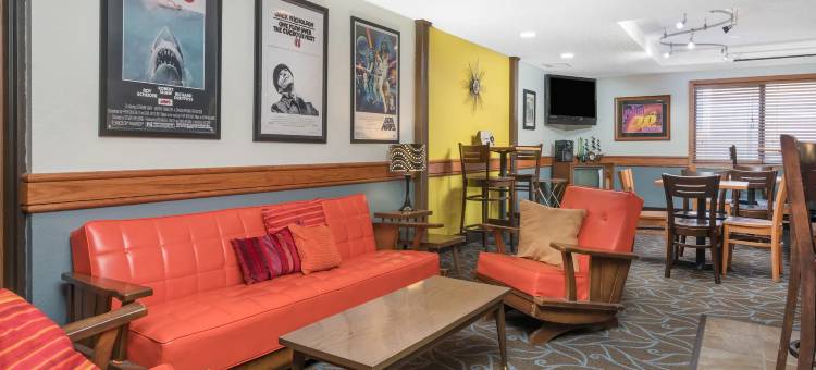 道奇堡美吟温德姆酒店(AmericInn by Wyndham Fort Dodge)图片