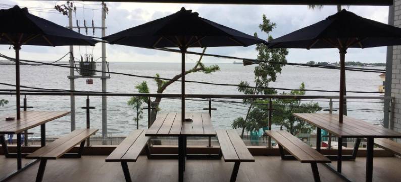 马卡萨艾克普利西亚酒店(Expressia Hotel Makassar)图片