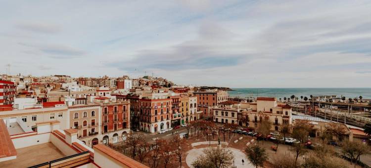 广场港公寓酒店(Port Plaza Apartments)图片