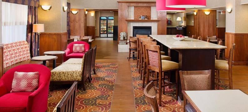 登顿欢朋套房酒店(Hampton Inn & Suites Denton)图片