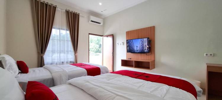 RedDoorz Syariah at Istana Homestay Madiun图片