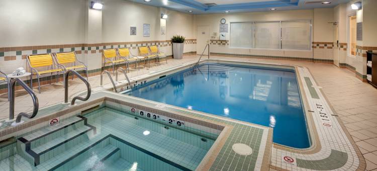 多伦多机场万枫酒店及套房(Fairfield Inn & Suites Toronto Airport)图片