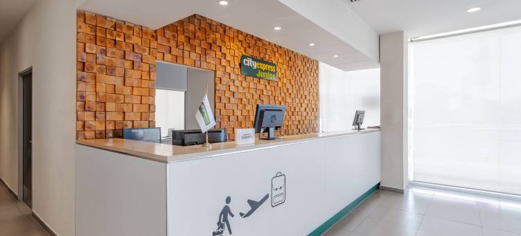 阿瓜斯卡连特斯中心万豪城市快捷青年酒店(City Express Junior by Marriott Aguascalientes Centro)图片