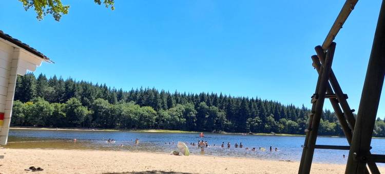 莫尔凡的边缘(La Lisière du Morvan)图片