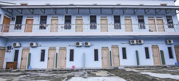 OYO Life 90433 塞拉西宿舍(OYO Life 90433 Serasi Kost)图片