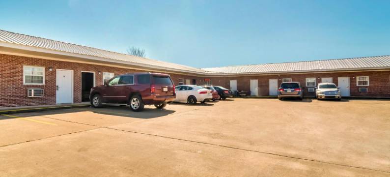 OYO的鲁尔维尔旅馆(Ruleville Inn by OYO)图片