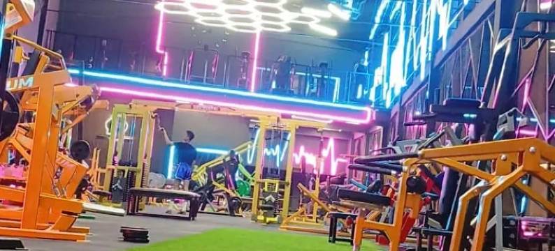 Royal Hotel Cepu图片