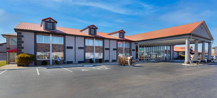 博林格林温德姆华美达酒店(Ramada by Wyndham Bowling Green)图片