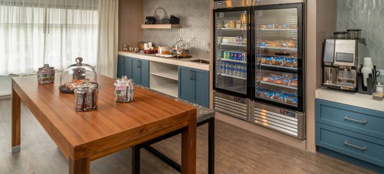 亨廷顿购物中心万豪德尔塔酒店(Delta Hotels Huntington Mall)图片