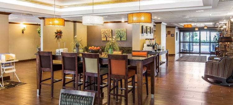 希尔顿欢朋酒店-南山(Hampton Inn South Hill)图片