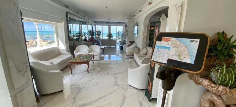 米凯奇拉大酒店(Grand Hotel Michelacci)图片