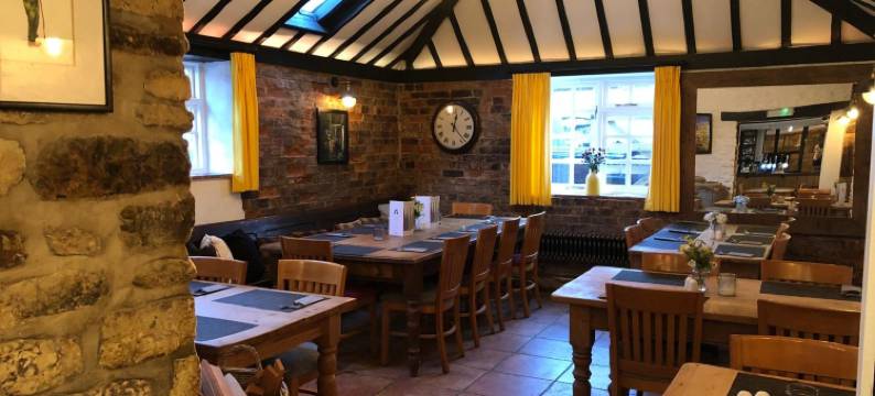 白鹿酒店(The White Hart)图片