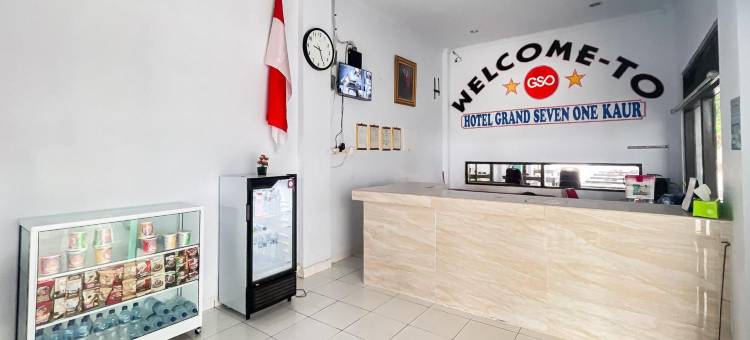 Urbanview Hotel Grand Seven One Kaur图片