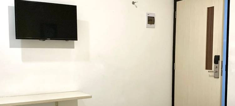 Urbanview Hotel MS Rooms Inn Simpang Lima by RedDoorz图片