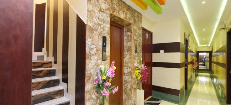 丹巴拉姆皇家大酒店(Royal Grand)图片