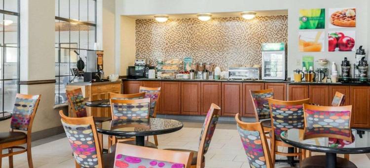 阿尔伯克基西凯艺套房酒店(Quality Inn & Suites Albuquerque West)图片