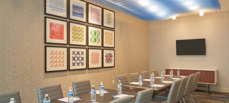 迈阿密多拉智选假日酒店(Holiday Inn Express & Suites Doral - Miami)图片