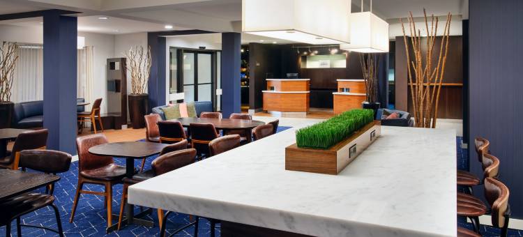 Courtyard by Marriott Baton Rouge South图片