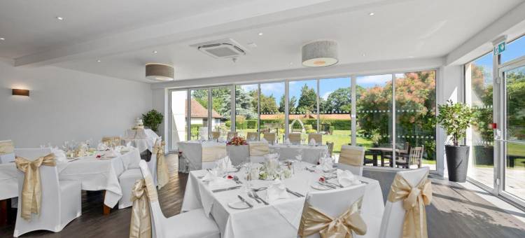 小修道院贝斯特韦斯特酒店(Best Western Priory Hotel)图片