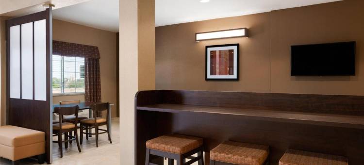 米德兰麦客达套房酒店(Microtel Inn & Suites by Wyndham Midland)图片