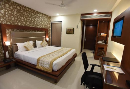 Hotel Grand Rajputana Hotel Overview