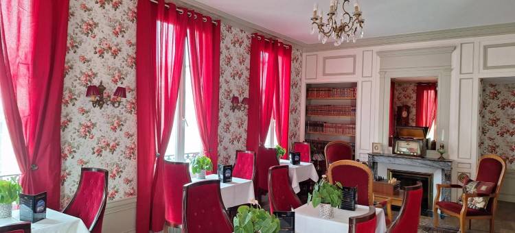 Logis 酒店拉邦纳德雷斯(Hotel de Charme la Bonne Adresse - Logis de France)图片
