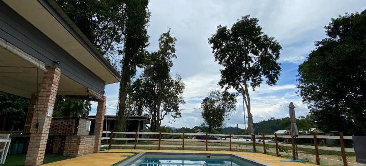 拉贾瓦里河畔休闲木屋(Rajawali Riverside Retreat)图片