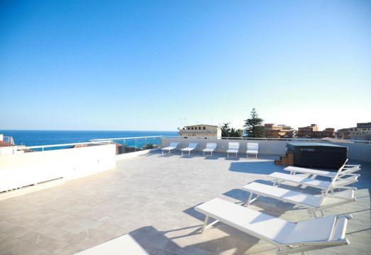 Solmaris Tropea Rooms & Suites Hotel Overview
