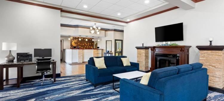 基诺沙普莱曾特普雷里舒适套房酒店(Comfort Inn & Suites Kenosha-Pleasant Prairie)图片