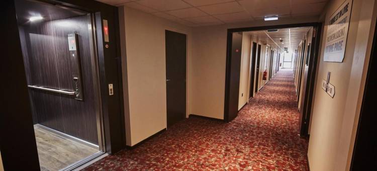 康布斯拉维尔塞纳特凯亚德酒店(Kyriad Combs-La-Ville - Senart)图片