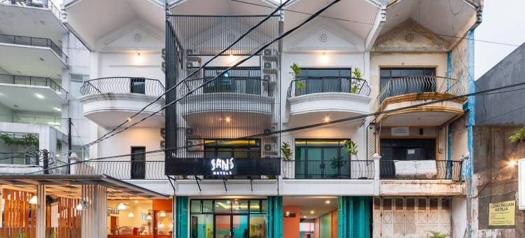 茂物萨加拉苏里亚肯卡纳桑斯酒店(Sans Hotel Suryakencana Bogor)图片