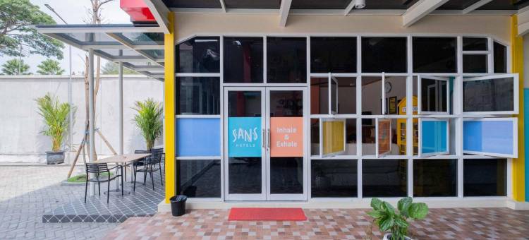 桑斯WM酒店布利塔(Sans WM Hotel Blitar)图片