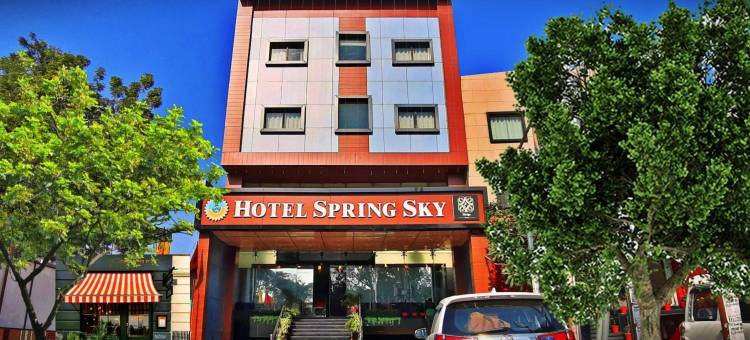 Spring Sky Mughalsarai by ShriGo 酒店(Spring Sky Mughalsarai By ShriGo Hotels)图片