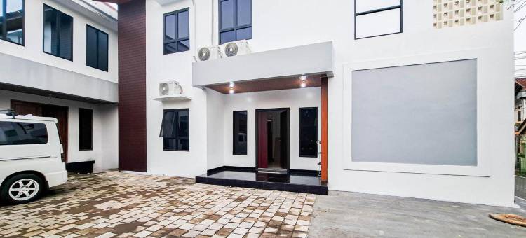 沙拉笛加帕特拉 RedPartner 伊斯兰教法家庭旅馆(Patra Guesthouse Syariah Salatiga RedPartner)图片