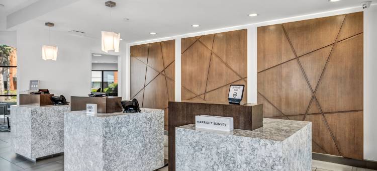 拉辛万豪德尔塔酒店(Delta Hotels Mount Pleasant)图片