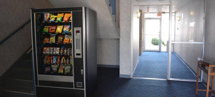 密尔沃基机场酒店(Travelodge by Wyndham Milwaukee)图片