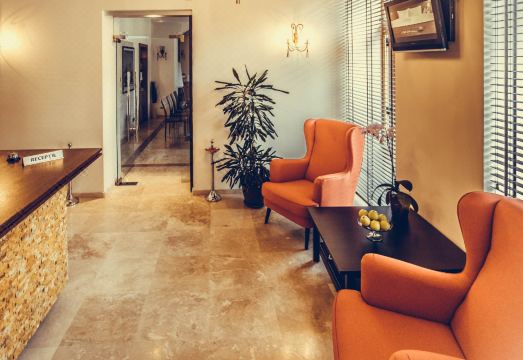 Hotel ChericaHotel Overview