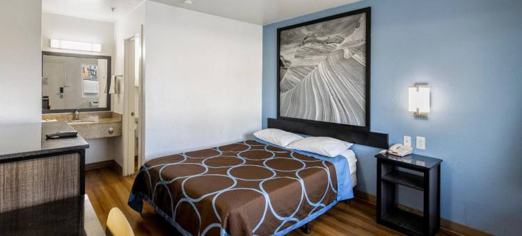 凤凰城西温德姆速8酒店(Super 8 by Wyndham Phoenix West)图片