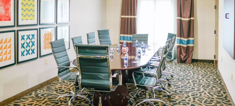 智选假日套房酒店希望米尔斯费耶特维尔ARPT(Holiday Inn Express & Suites Hope Mills-Fayetteville Arpt)图片