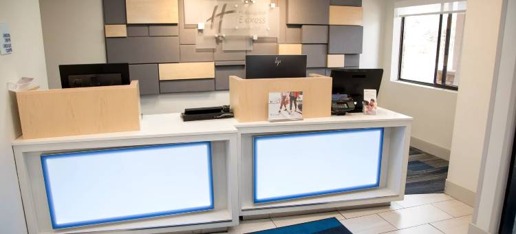 Holiday Inn Express & Suites CO弹簧 - 空军学院(Holiday Inn Express & Suites Colorado Springs North)图片