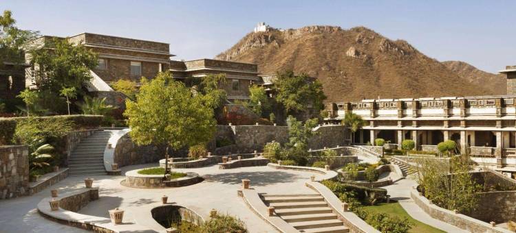 乌代布尔温德姆华美达水疗度假村(Ramada by Wyndham Udaipur Resort and Spa)图片