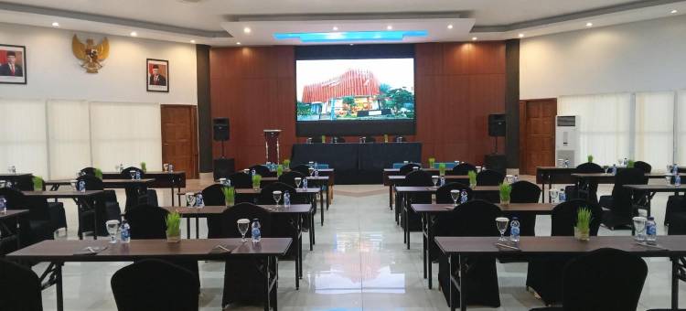 贾蒂卢尔山谷度假村(Jatiluhur Valley Resort)图片