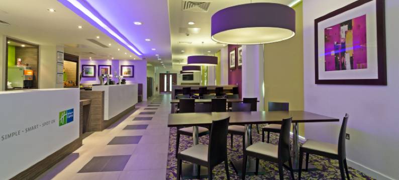 Holiday Inn Express 哈洛(Holiday Inn Express HARLOW by IHG)图片