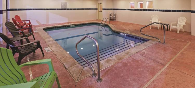 爱德蒙得拉昆塔温德姆套房酒店(La Quinta Inn & Suites by Wyndham Edmond)图片