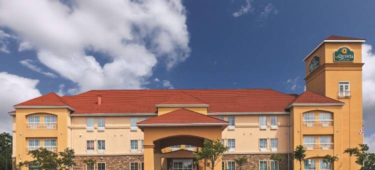 布里奇市拉昆塔温德姆套房酒店(La Quinta Inn & Suites by Wyndham Bridge City)图片